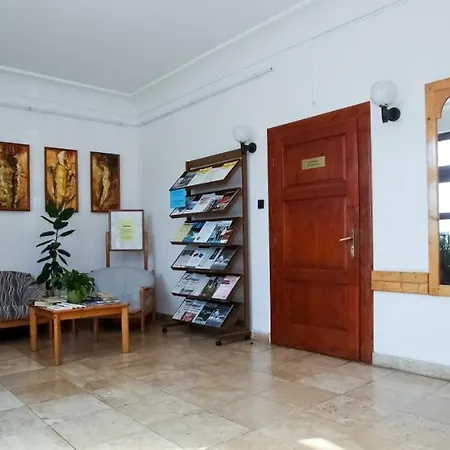 Lenau Haz * Πετς