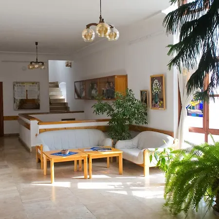 Bed & Breakfast Lenau Haz *