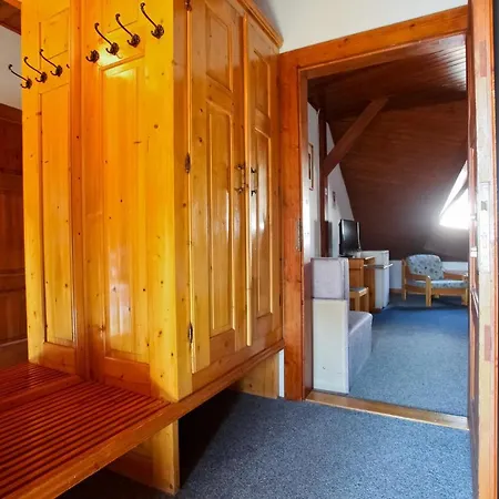 Lenau Haz Bed and Breakfast