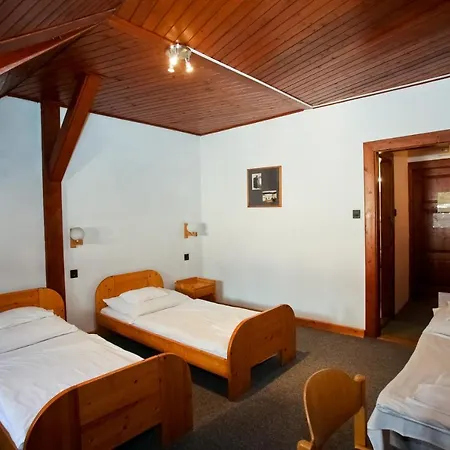 Lenau Haz Bed and Breakfast *