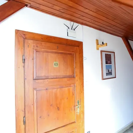 Bed & Breakfast Lenau Haz